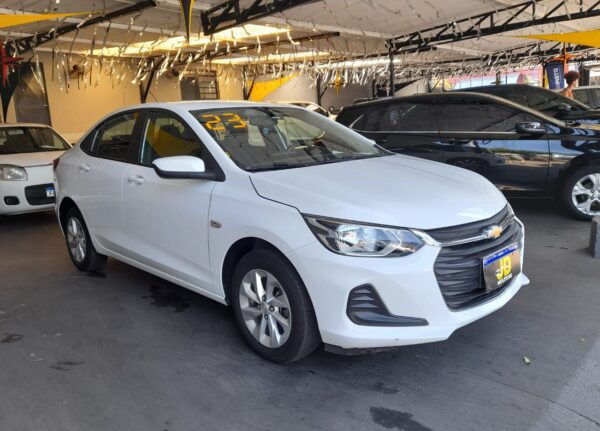 onix sedan LT - Imagem 12