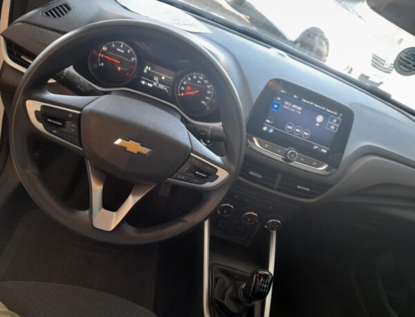onix sedan LT - Imagem 8