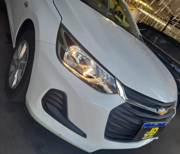 onix sedan LT - Imagem 10