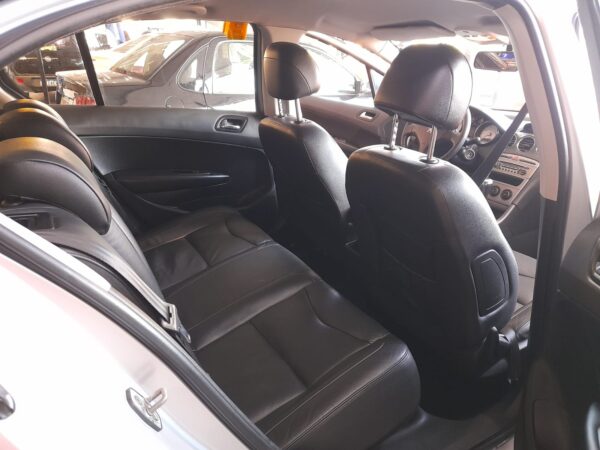 Peugeot 408 Allure - Imagem 7