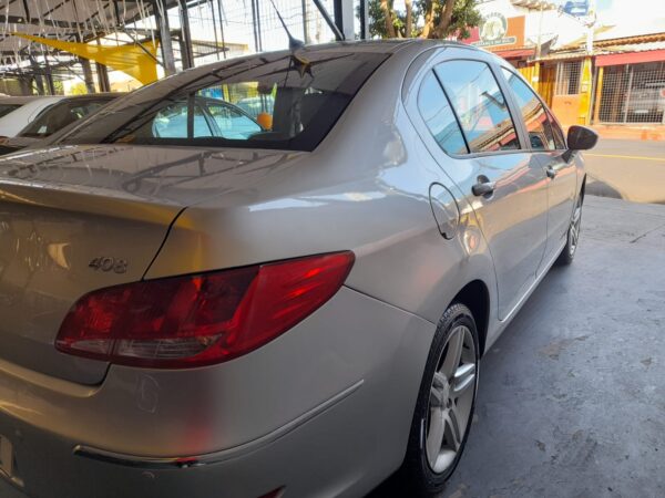 Peugeot 408 Allure - Imagem 9
