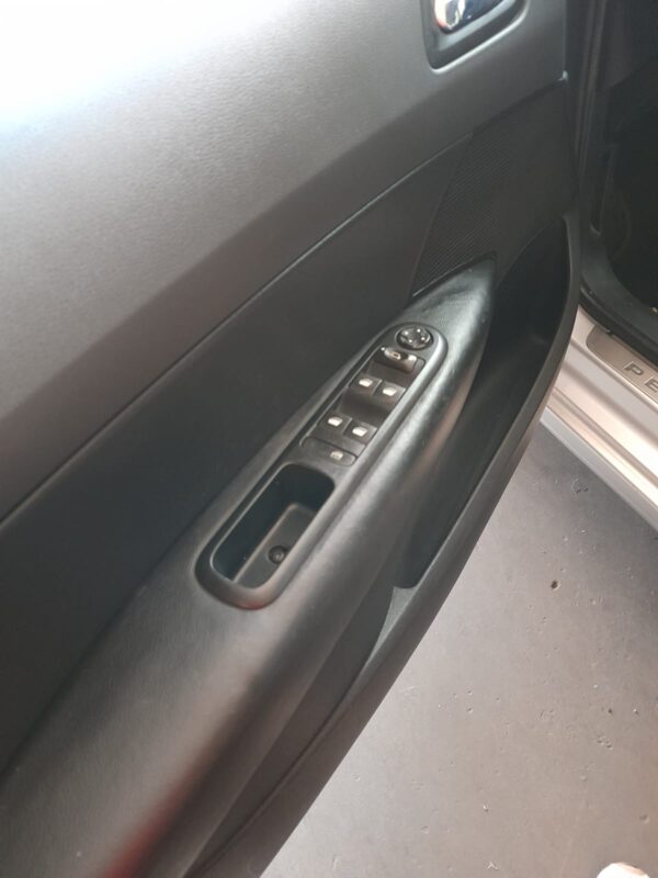 Peugeot 408 Allure - Imagem 8